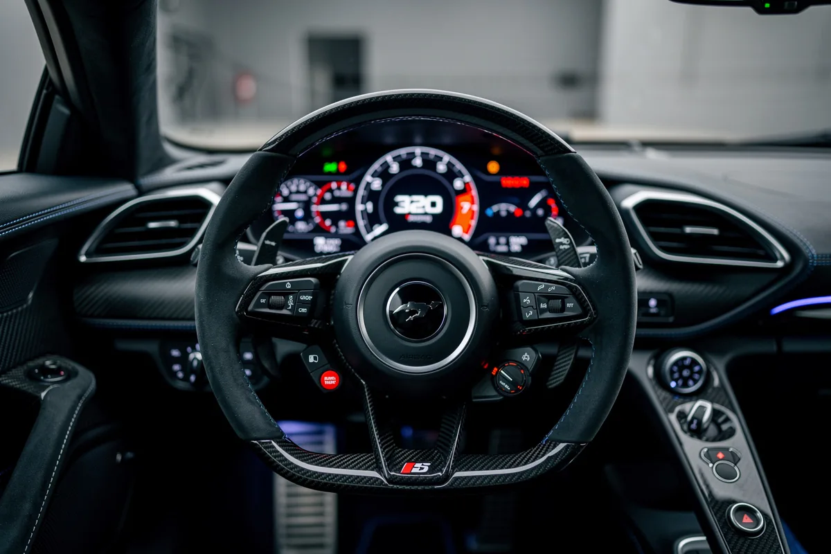 Zenvo zakończyło projekt swojego hipersamochodu zdolnego do 450 km/h. Poznaj Aurorę Tur